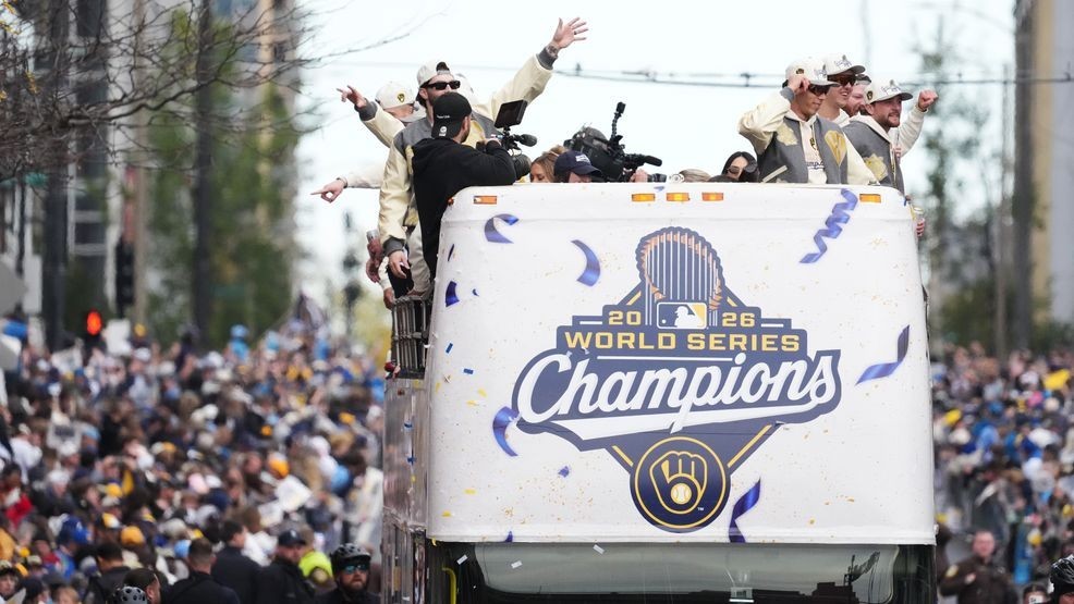 Fans celebrate Brewers’ first World Series title as parade rolls through Milwaukee — Fond du Lac Business news